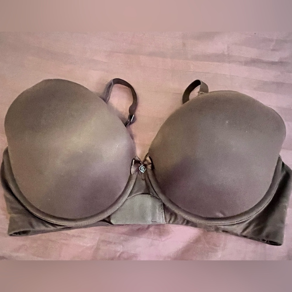 VS Body by Victoria Bra
Taupe
Size 36D
Like new